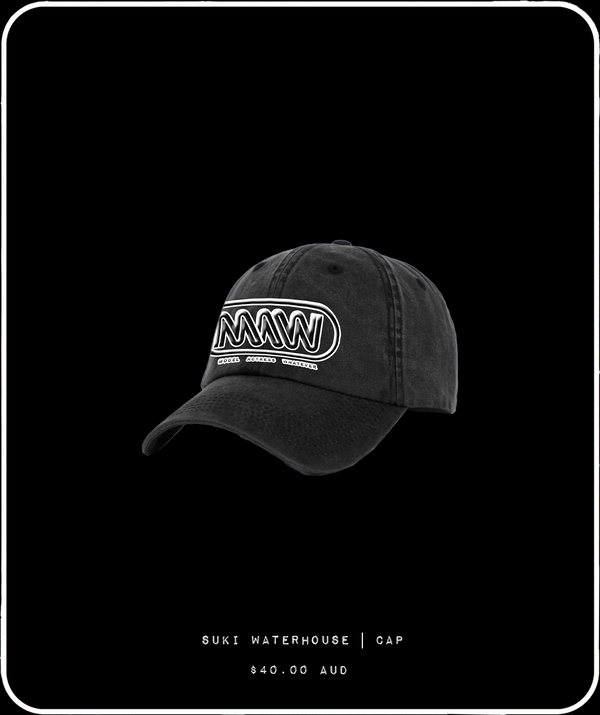 Suki Waterhouse | Cap